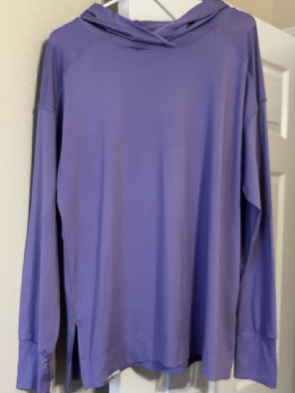 Lilac Hooded Lightweight Athletic Top